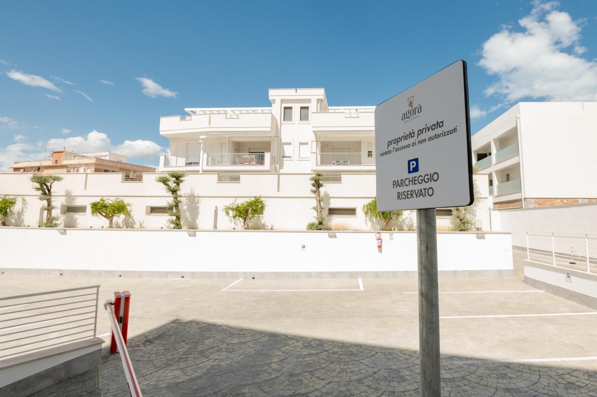 Agora Vieste Rooms & Apartments Extérieur photo
