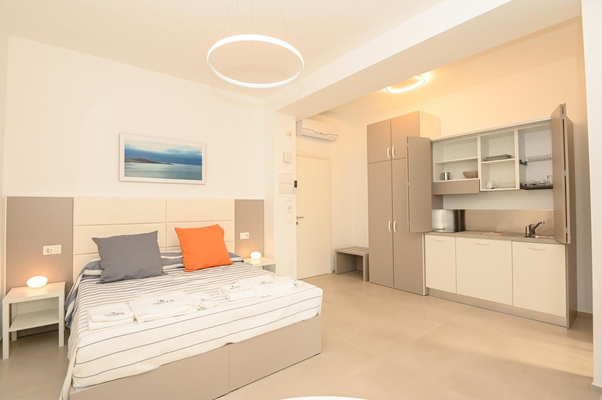Agora Vieste Rooms & Apartments Extérieur photo