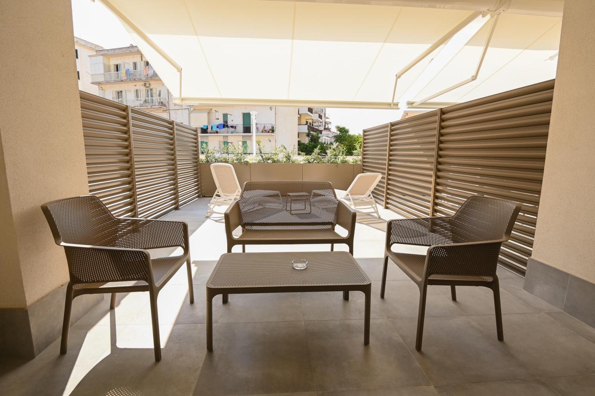 Agora Vieste Rooms & Apartments Extérieur photo
